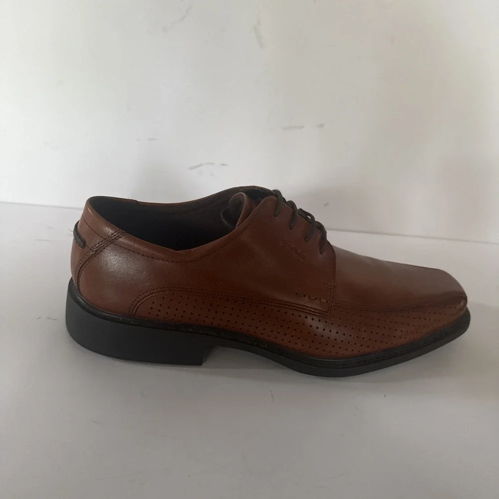 ECCO Dress Shoes Men 10.5 Brown Derby Perforated Leather EU 44